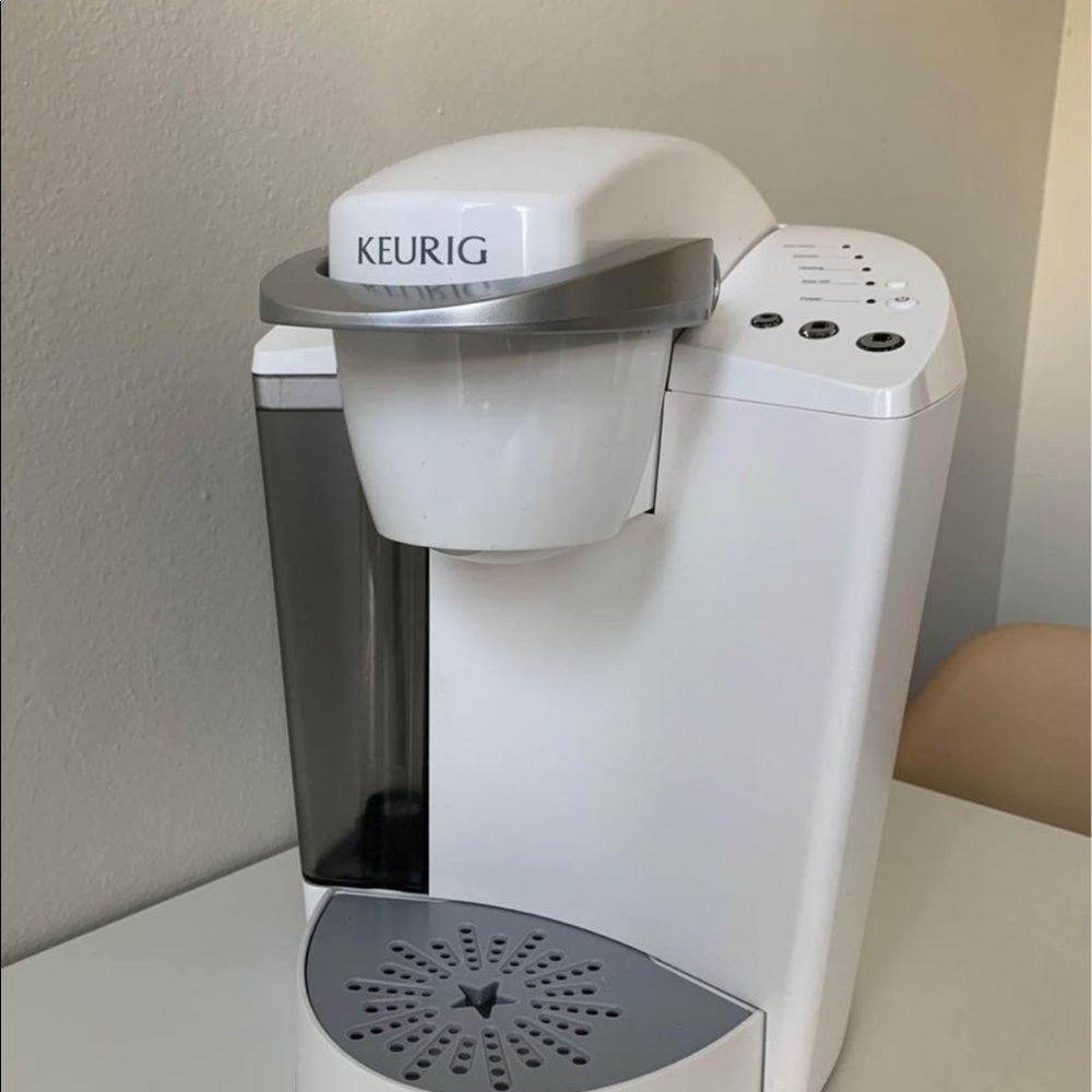 Keurig K-classic single-serve K-cup pod coffee maker